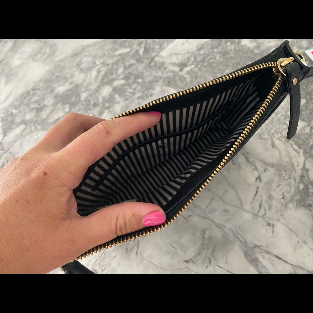 Kate Spade Crossbody - Picture 4 of 4